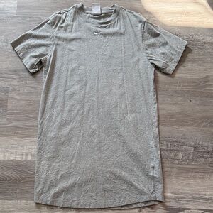 Nike Heather Gray Men's Short Sleeve Tee